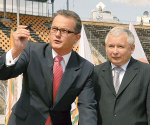 Zawdzięcza Hofmanowi karierę, wpłacał mu pieniądze