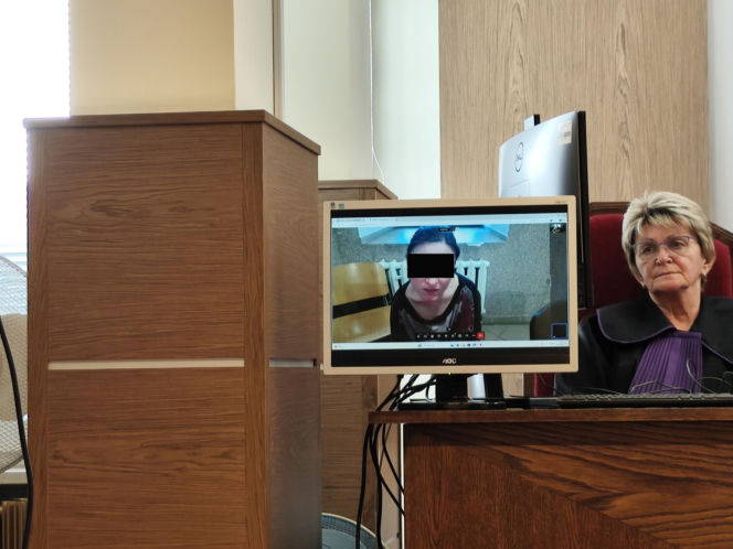 Zabili 83-letnią seniorkę za 180 zł.  Jej pokiereszowane ciało ukryli w wersalce