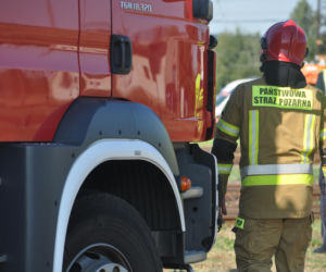 A4 zablokowana po pożarze ciężarówki. Jest wyznaczony objazd