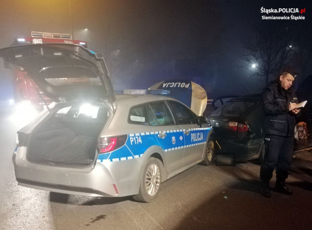 Siemianowice Śląskie. Rozbił samochód podczas pościgu i zostawił dziecko! 