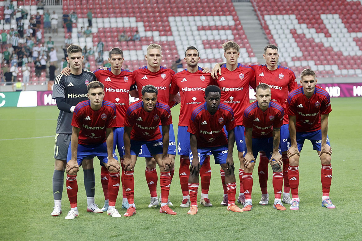 Skandaliczny transparent na meczu Raków - Maccabi