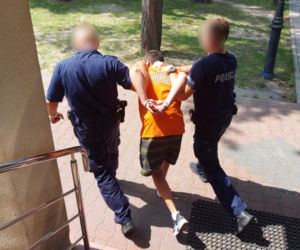 Własną piersią broniła wódki! Złodziej zatrzymany
