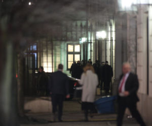 Wieczorne spotkanie Andrzeja Dudy z PiS w pałacu prezydenckim