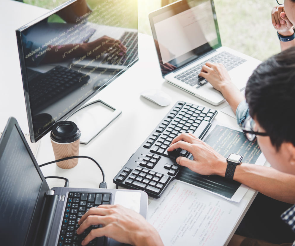Cyber przestępcy atakują w wakacje
