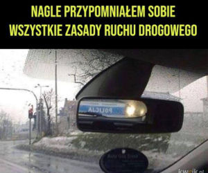 Święto Policji wypada 24 lipca. Mundurowi odbiorą życzenia, a internet już szykuje swoje memy