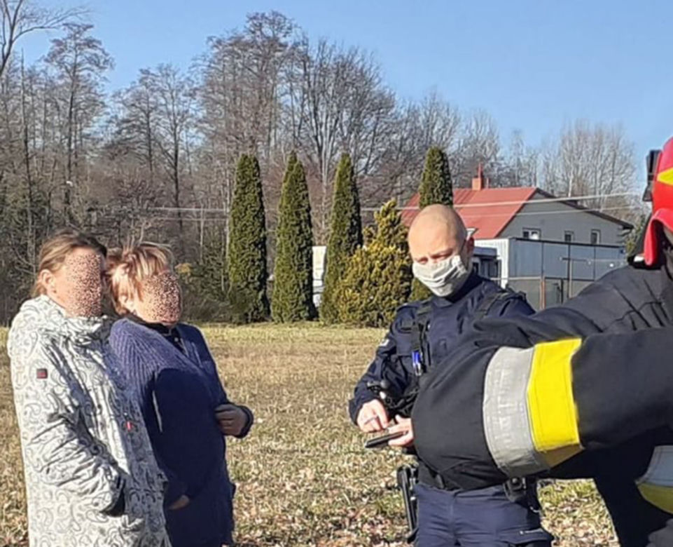 82-latka cztery dni leżała przygnieciona przez meble. Między szafą a tapczanem, bez jedzenia i picia