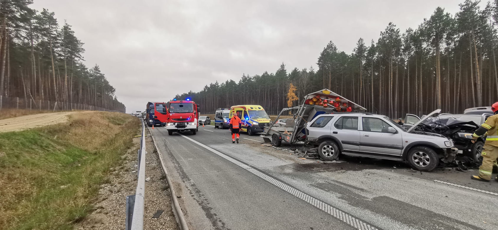 Wypadek na S5 w Pawłówku pod Bydgoszczą. Jedna osoba ranna [ZDJĘCIA]