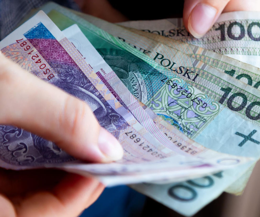 Z taką pensją jesteś w Polsce bogaczem. Liczy się też region kraju