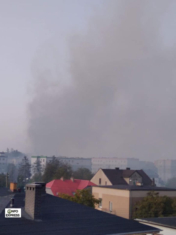 Lubliniec: W szkole wybuchł GROŹNY POŻAR! Akcja ma trwać nawet kilka godzin