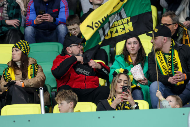 GKS Katowice - Górnik Zabrze: Zdjęcia kibiców z Derbów Śląska w ramach 23. kolejki PKO BP Ekstraklasy