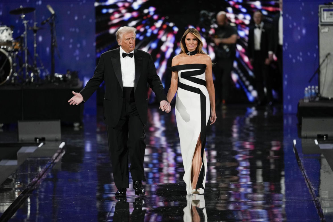 Pierwszy taniec pierwszej pary! Tak Donald Trump i Melania świętowali zaprzysiężenie