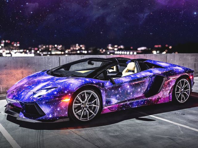 Lamborghini Aventador w galaktycznym lakierze