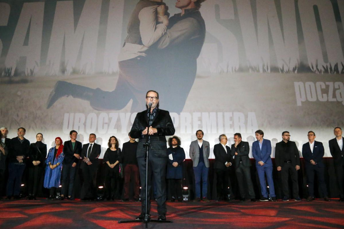 Od "Na dobre i na złe" po "Ojca Mateusza". Tak na przestrzeni lat zmieniał się Artur Żmijewski