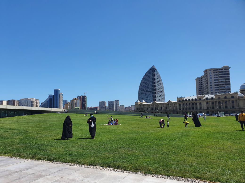 Baku - miasto ognia