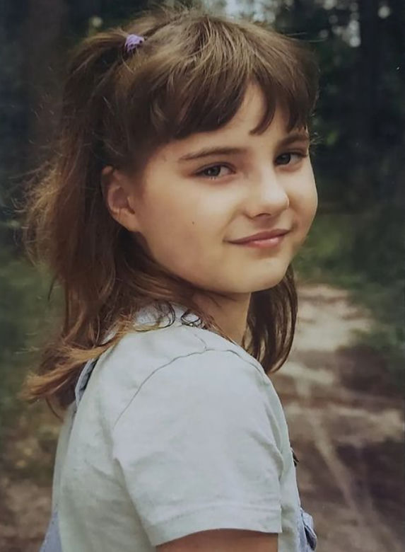BrzydUla 2.  Julka (Marysia Włodkowska)