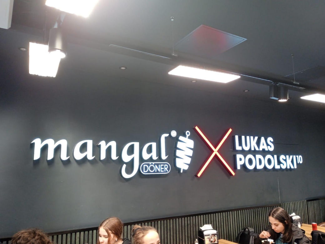 Lokal Lukasa Podolskiego w Kolonii