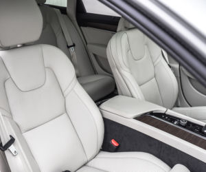 Volvo V90 Cross Country B5 AWD 8AT 