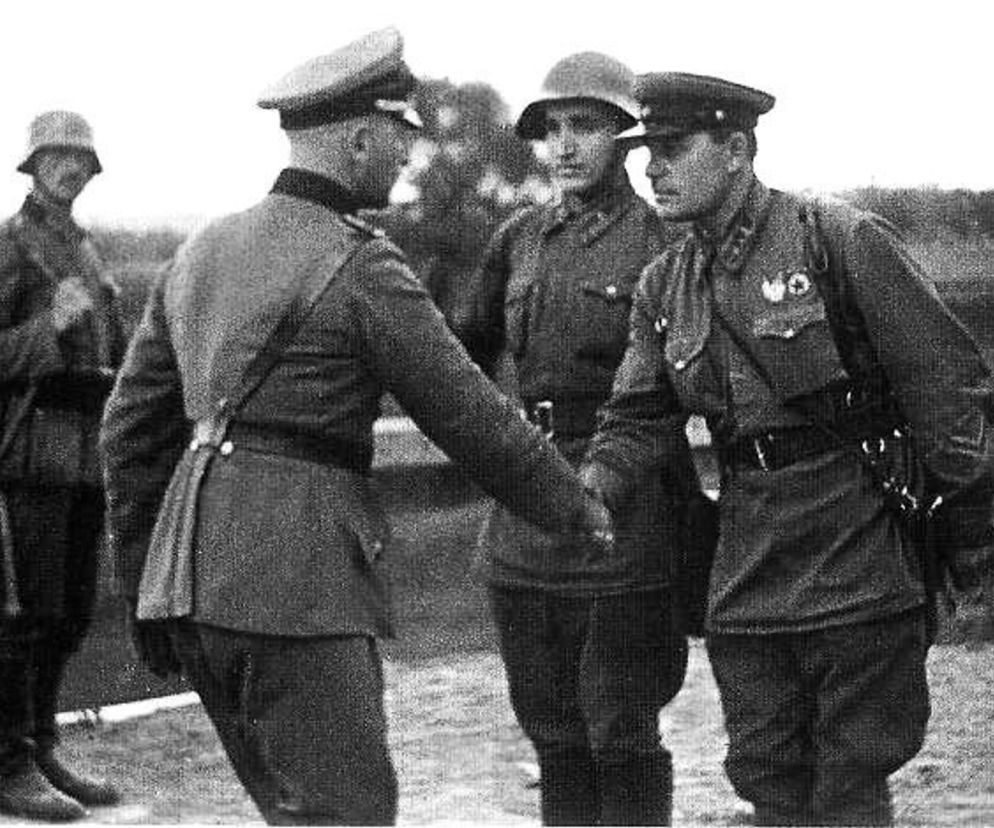 Spotkanie armii radzieckiej i Wehrmachtu. Okupowana Polska, 09/1939