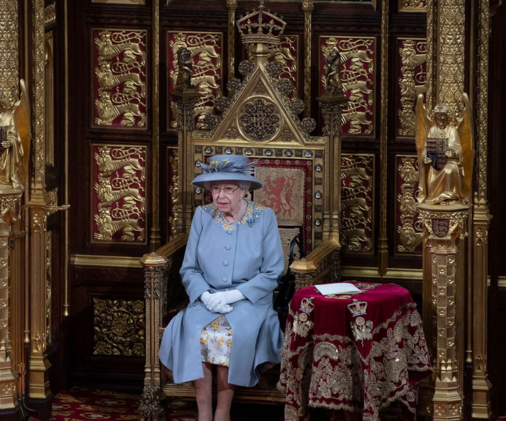 Królowa Elżbita II, książę Karol i księżna Camila na otwarciu parlamentu w Westminsterze