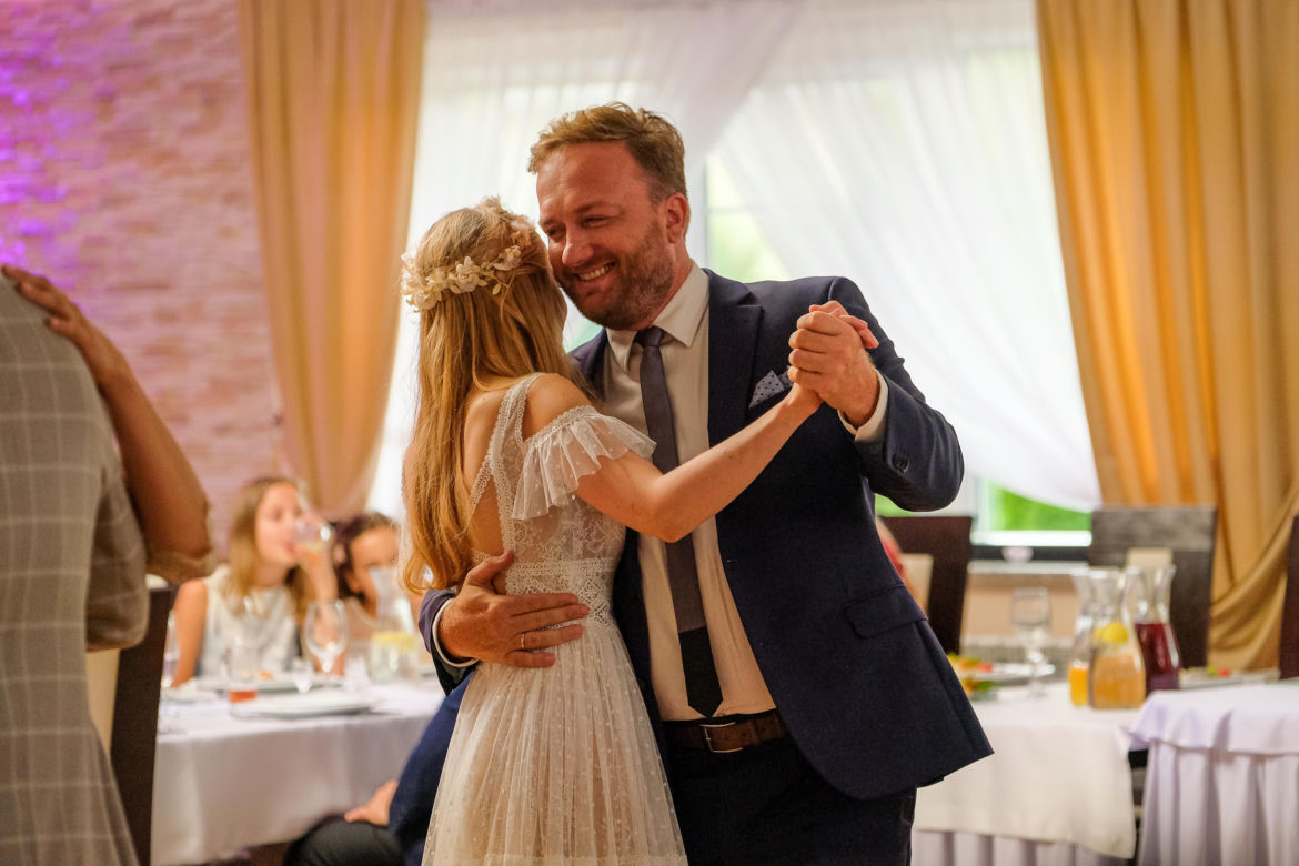 Przyjaciółki 14 sezon, odcinek 170: Julka (NIcole Bogdanowicz), Paweł (Bartek Kasprzykowski)