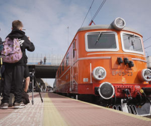 Jechałem legendarnym pociągiem. W środku jak kiedyś, aż trudno uwierzyć! Ludzie mówią wprost: „to były czasy”