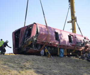 Autokar pełen Polaków runął do rowu. Tragiczny bilans katastrofy