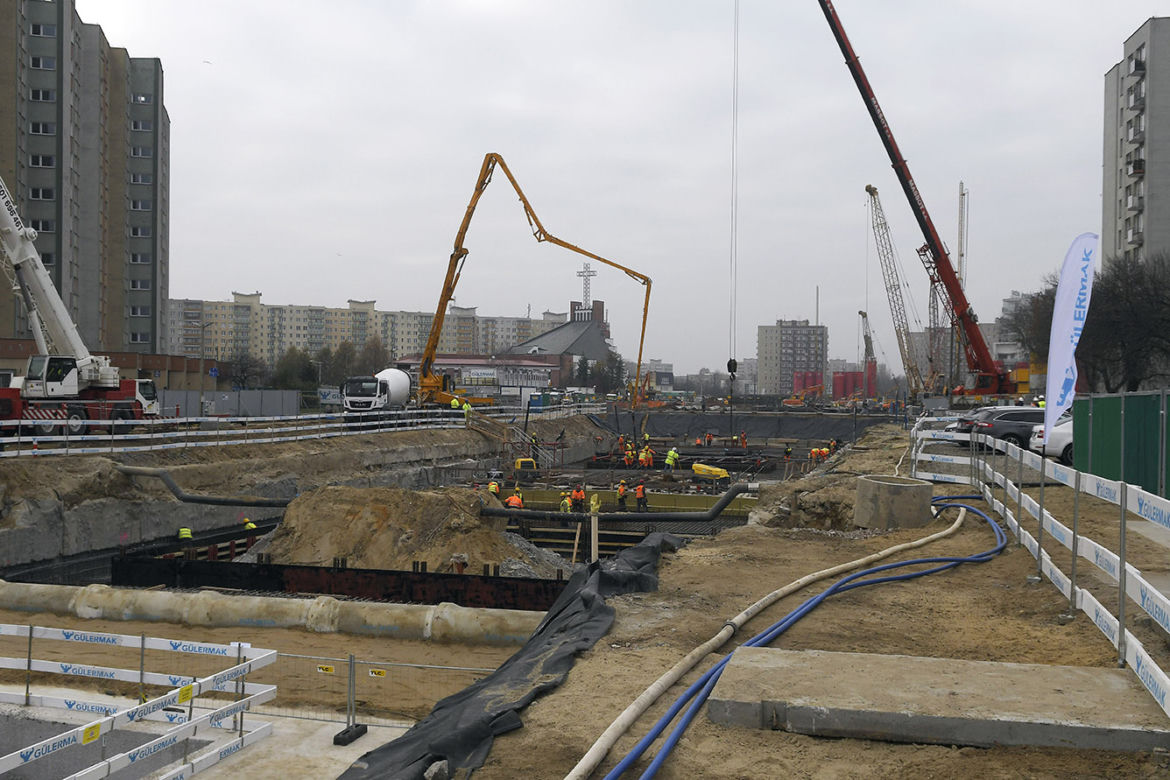Wmurowanie kamienia węgielnego na stacji Bródno