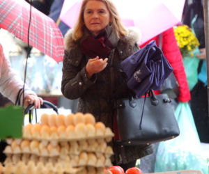 Małgorzata Tusk na bazarku