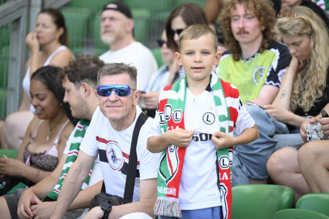 Legia Warszawa - Zagłębie Lubin: Zdjęcia kibiców