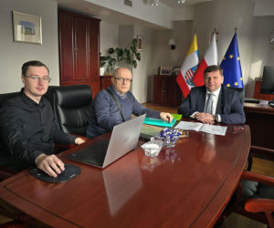 Staszów odzyskuje połączenie ze światem. Pociągi pasażerskie wracają na trasę do Kielc