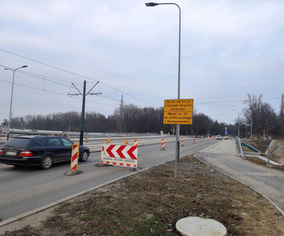 Nowy odcinek S7 w Krakowie otwarty. Kierowcy utknęli w gigantycznych korkach