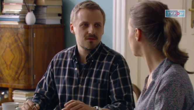 O mnie się nie martw 4 sezon odc. 12 Krzysiek (Paweł Domagała), Marta (Katarzyna Ankudowicz)