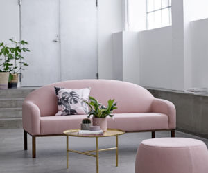 Sofa we wnętrzu