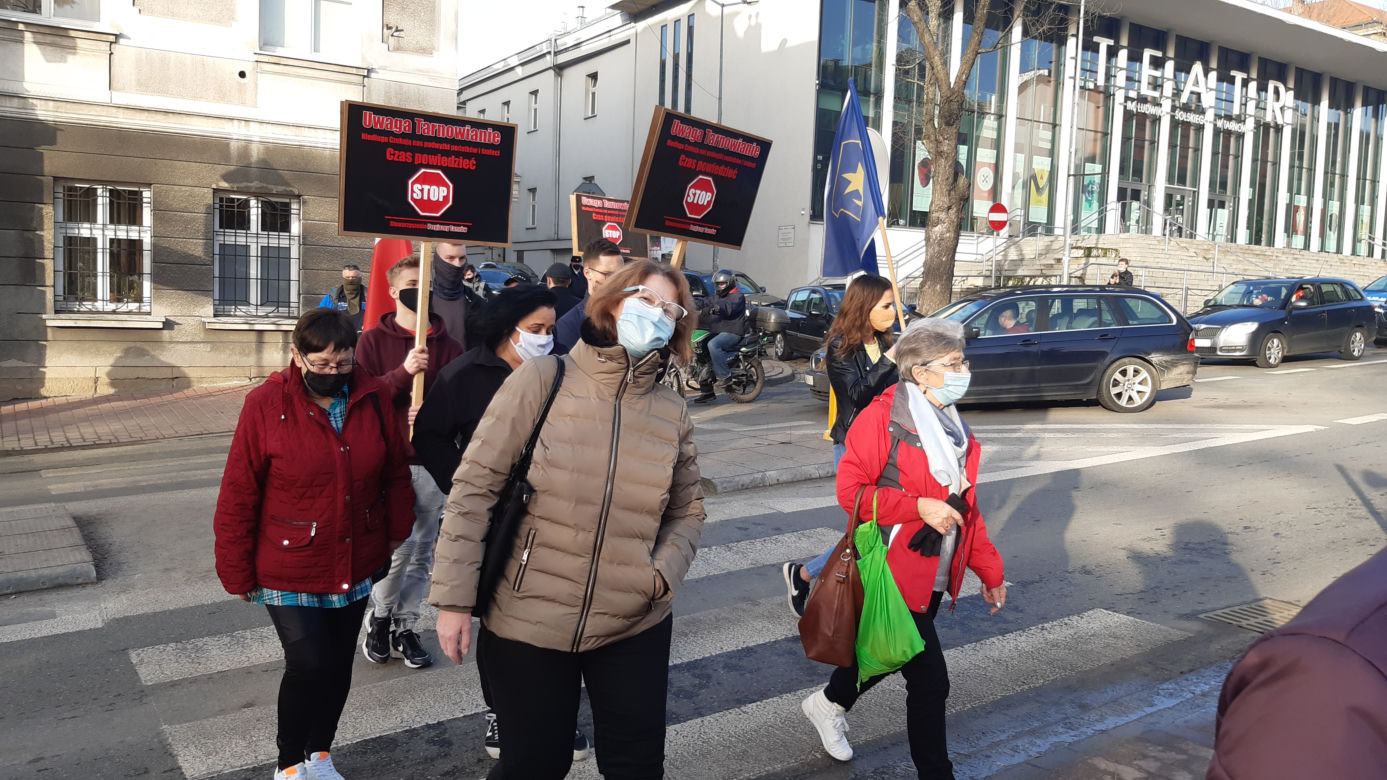 Stop podwyżkom za wodę! Uliczny protest mieszkańców Tarnowa