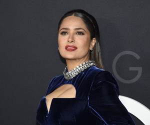 Wow! 55-letnia Salma Hayek podbija internet gorącymi zdjęciami. Wygląda obłędnie!