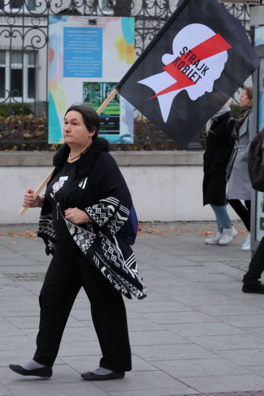 Marsze w całej Polsce! Kobiety żądają legalnej aborcji. „To nie jest koniec walki”
