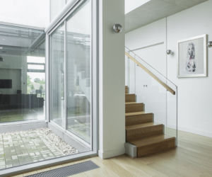 Projekt wnętrz domu w stylu minimalistycznym