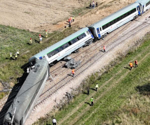 Wstrząsające zdjęcia z katastrofy kolejowej na Mazowszu