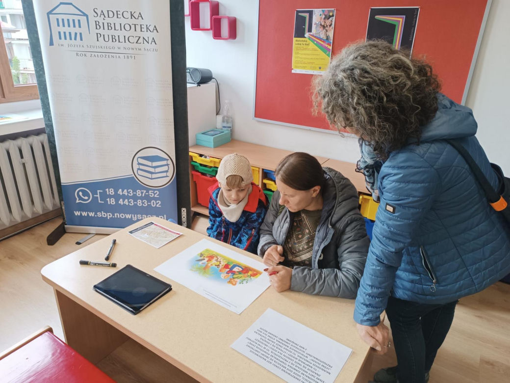 Gra terenowa „BIBLIOTEKA I PRZYJACIELE: WSPÓLNA MISJA". Kampania zrealizowana w ramach Tygodnia Bibliotek, którego organizatorem jest Stowarzyszenie Bibliotekarzy Polskich