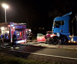 Tragedia na trasie Człuchowo - Bydgoszcz. Nie żyją aż trzy osoby! [ZDJĘCIA]