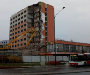 Olsztyn. Rozbiórka hotelu widmo