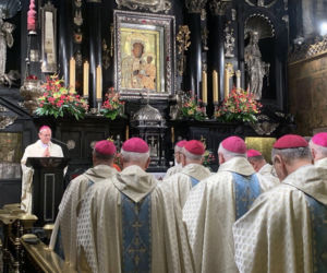 Jasna Góra: rozpoczęły sie rekolekcje biskupów