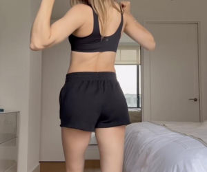 Genie Bouchard zachwycona stanikiem