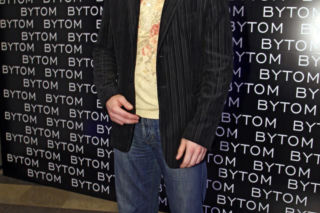 Piotr Adamski zasłynął jako polski hydraulik. Dziś jest modelem plus size!