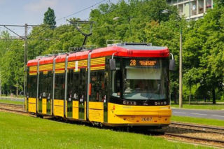Warszawskie tramwaje mają wadę seryjną. Do naprawy jest 80 składów 