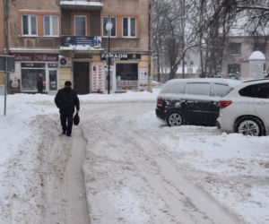 Zima nie odpuszcza. Pogodowy armagedon w podkarpackich miastach [ZDJĘCIA]