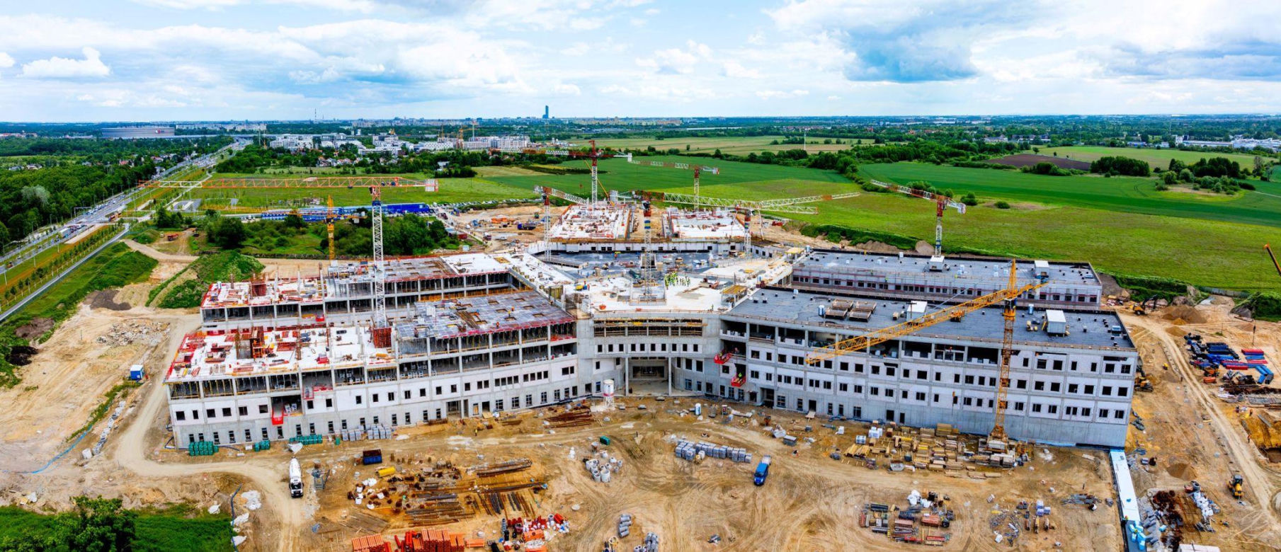 Budowa Szpitala Onkologicznego we Wrocławiu - lipiec 2025
