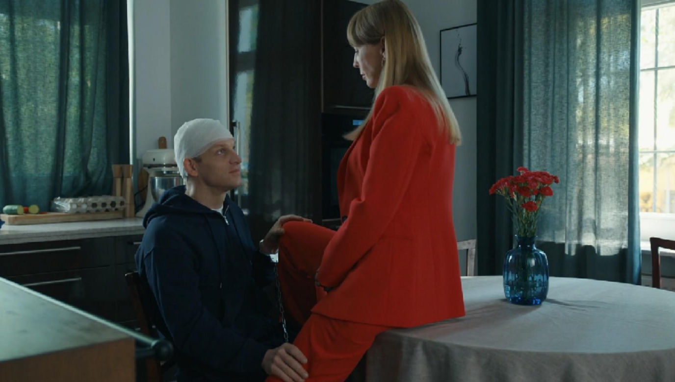 Barwy szczęścia, odcinek 3305. Łukasz (Michał Rolnicki), Agnieszka (Katarzyna Tlałka)