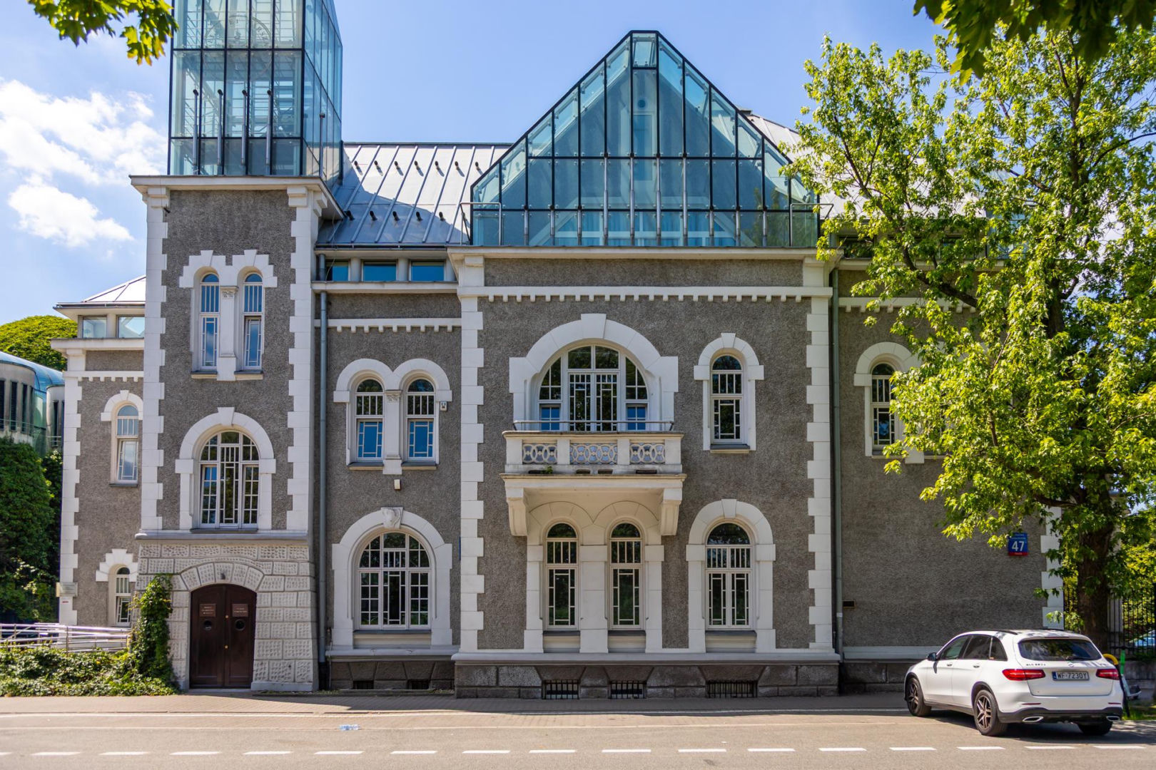 Szara willa w Warszawie