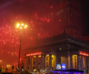 Finał WOŚP w Warszawie. Światełko do nieba rozświetliło stolicę